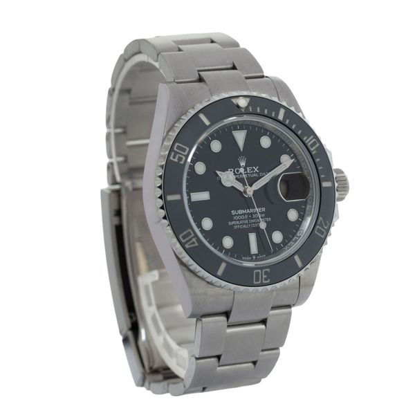 Rolex Submariner 126610 LN